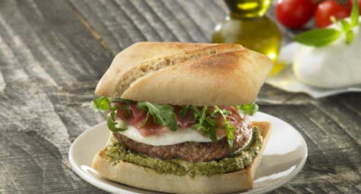 Beef Burgers wih Galbani Mozzarella and Parma Ham - Galbani