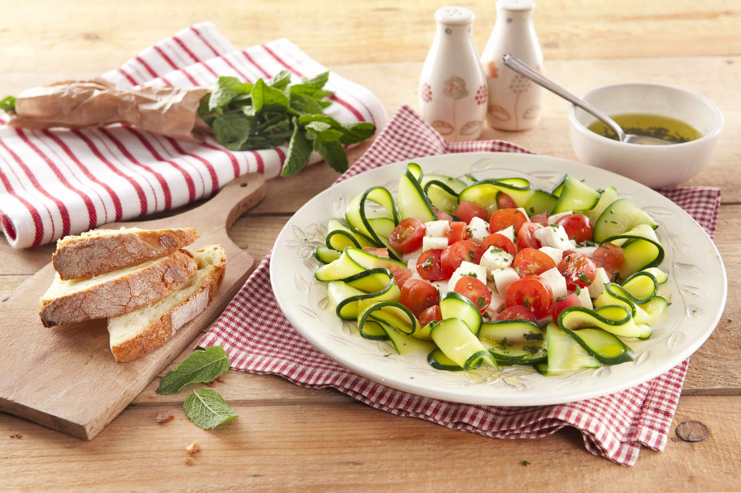 Galbani Mozzarella Caprese Salad with Courgettes - Galbani