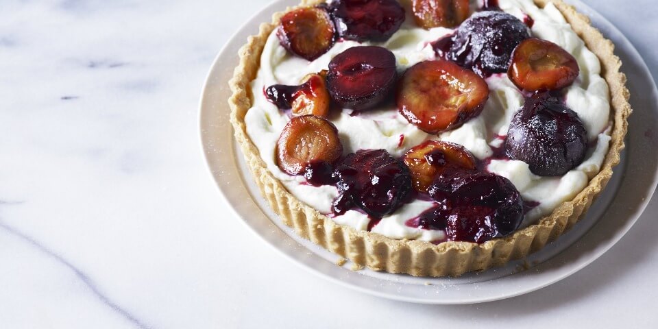 Plum and Galbani Mascarpone Tart - Galbani