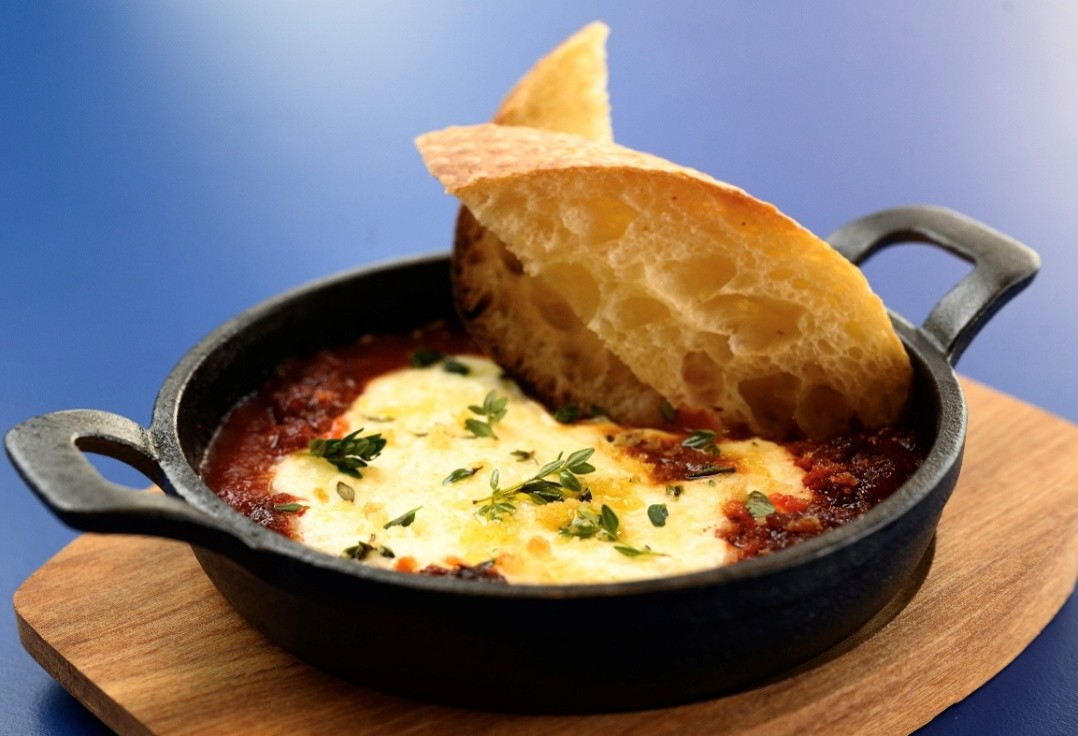 Baked Burrata with Tomato, Nduja & Pangritata - Galbani